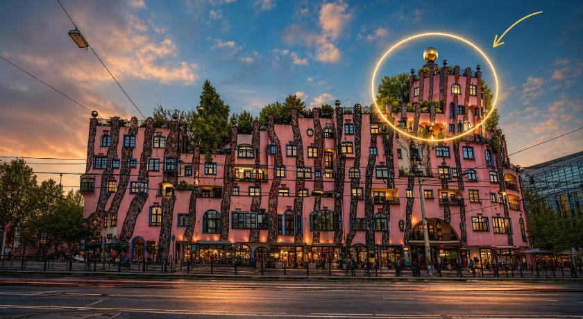 Castelletto - Das Schloss auf dem Dach der Grünen Zitadelle von Hundertwasser