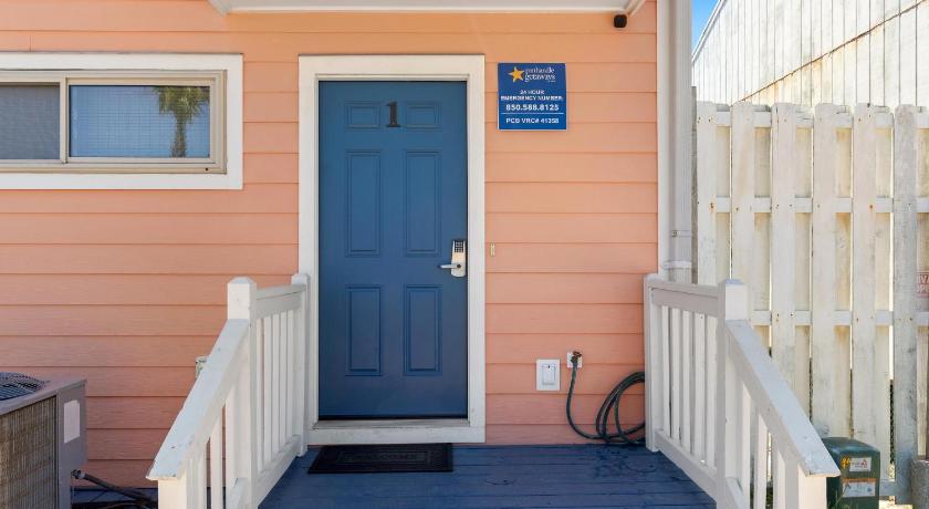 Image of Two-Bedroom Townhouse 26