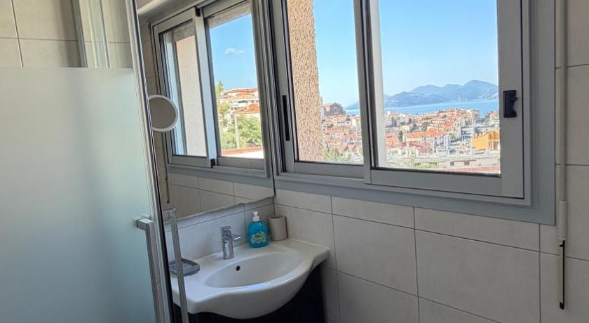 Image of Studio Apartment with Sea View 13