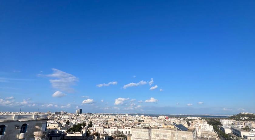 Vauban Residence, Spacious 3 Bedroom Apartment