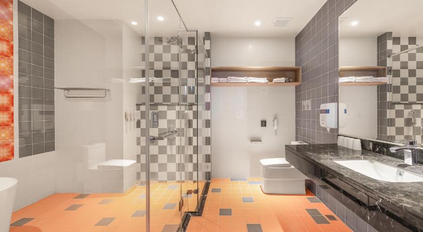 Image of Deluxe Family Suite 2