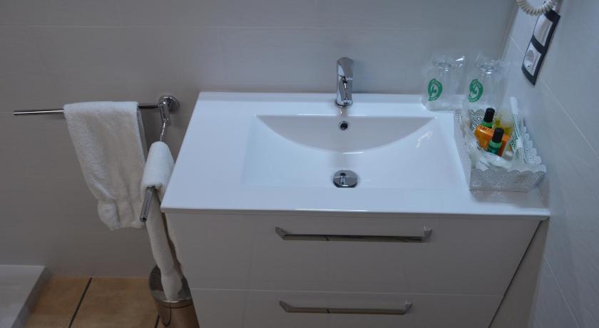 Image of Double Room 6