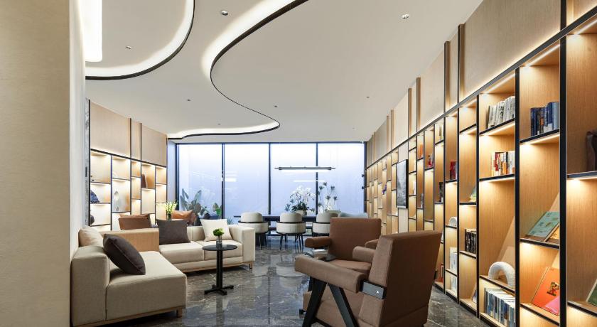 Atour Hotel Kunming Beichen Avenue Fortune Center - image 2