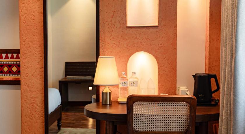 Image of Deluxe Room 16