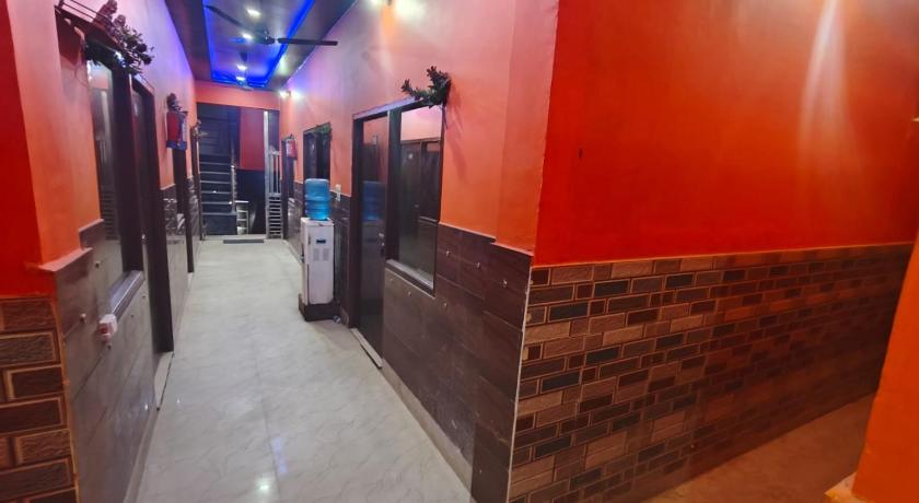 Deepak Guest House - image 8
