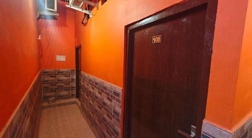 Deepak Guest House - image 10
