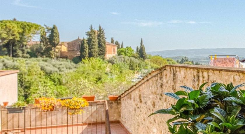 Tuscan Treasure Tower