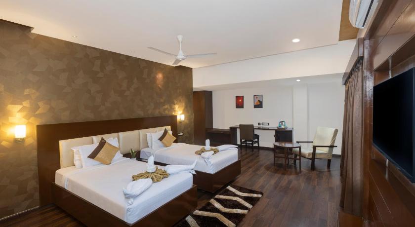 Hemaadri Grand – Hyderabad, IN
