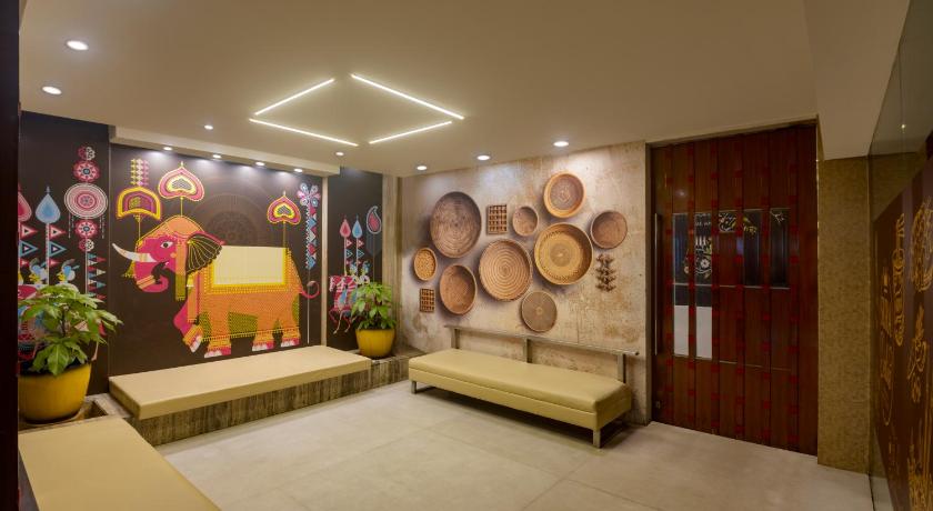 Hemaadri Grand – Hyderabad, IN
