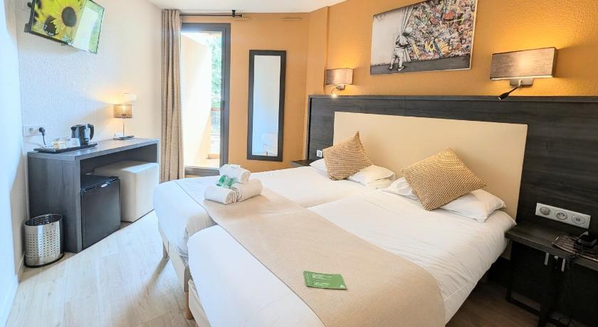 Image of Superior twin room - sea side 0