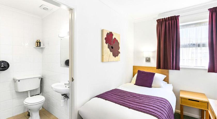 Image of Standard Single Room 0