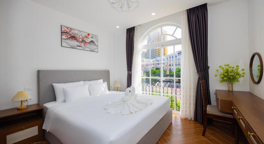 Căn Hộ 2 Phòng Ngủ Có Ban Công (Two-Bedroom Apartment with Balcony)