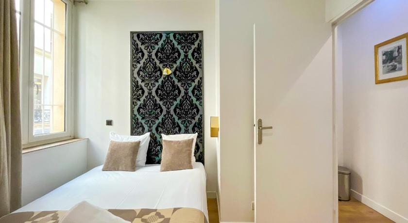 Image of Apartment 9