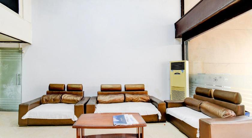 Super Townhouse Narayanaguda Metro Station Formerly Hotel Anshu Grand – Hyderabad, 