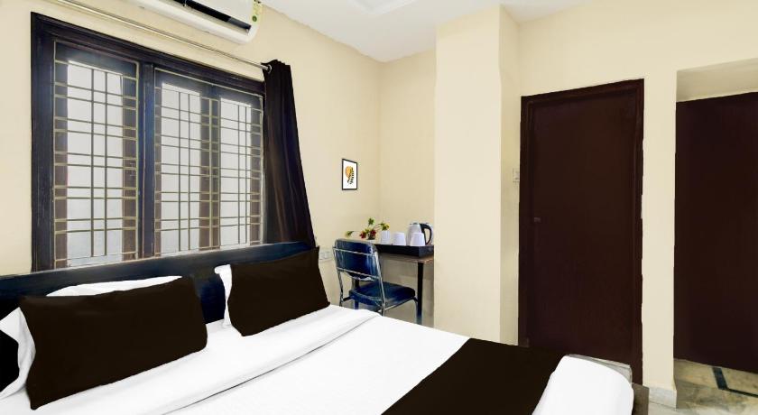 Image of Deluxe Triple Room 0