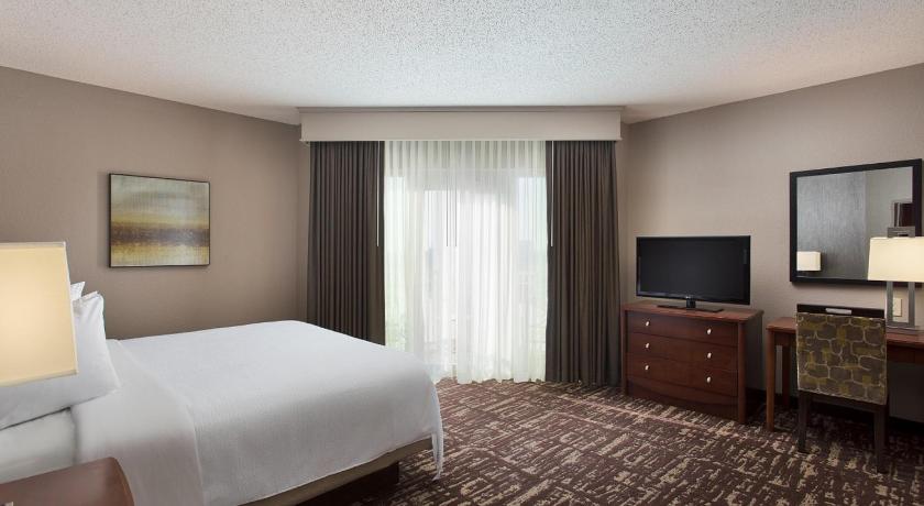 Image of 2 Room Corner Suite-1 King Bed-nonsmoking 0