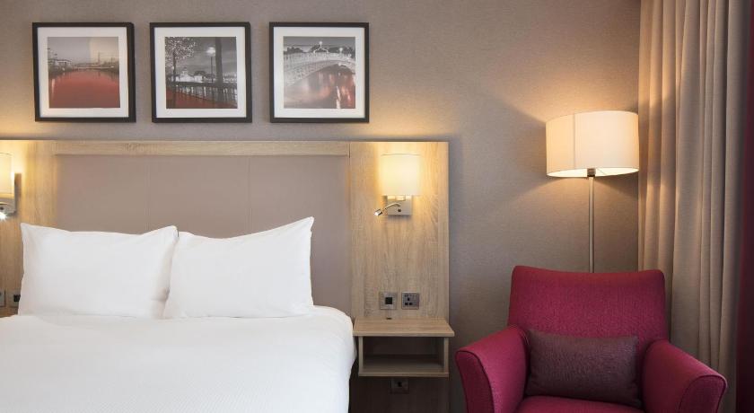 Image of King Room with River View 3