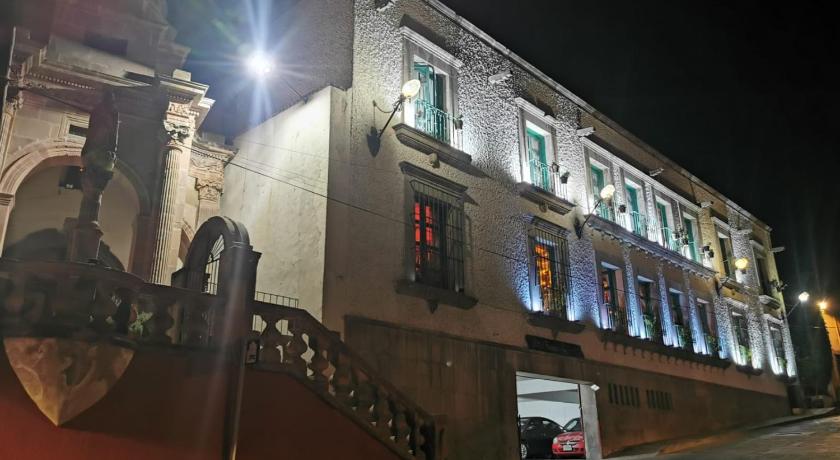 hotel la ermita suites