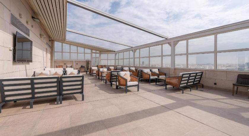 Weekend Hotel Sari – Jeddah, VA