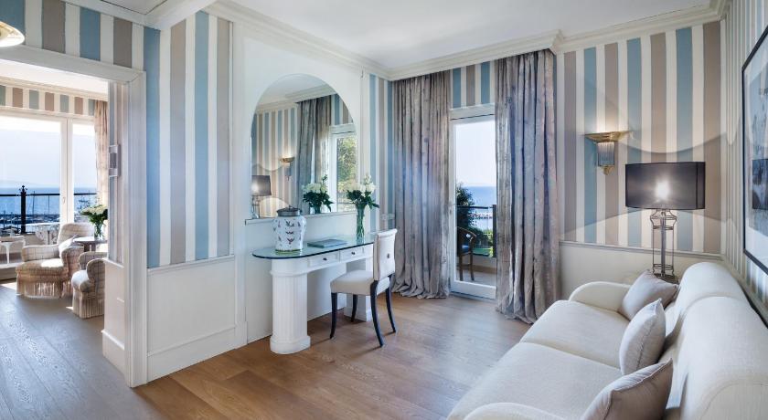 Baglioni Resort Cala del Porto – The Leading Hotels of the World
