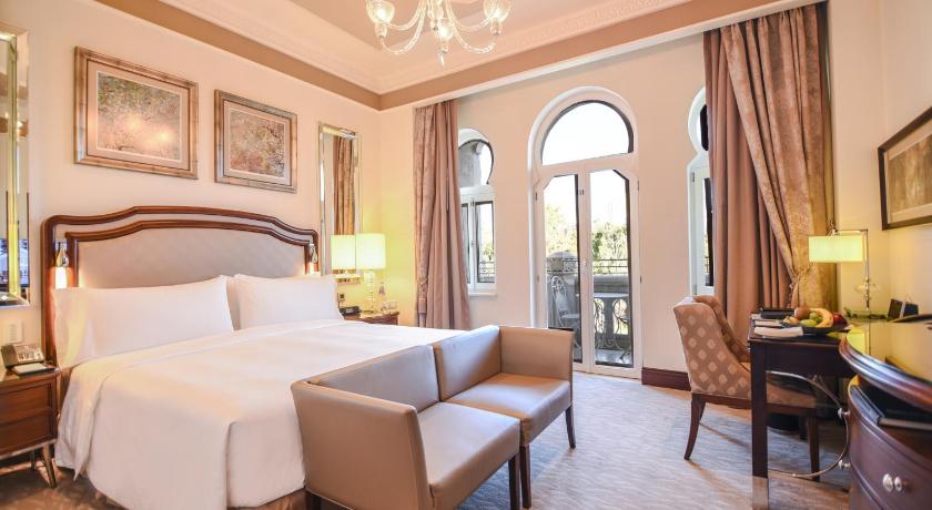 Image of Superior King Room with Balcony 0
