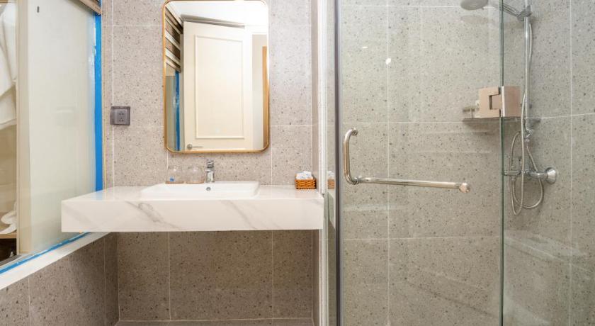 Phòng Đôi Loại Sang (Deluxe Double Room)