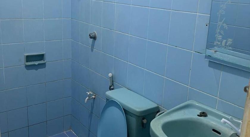 Gora Beach Inn - image 44
