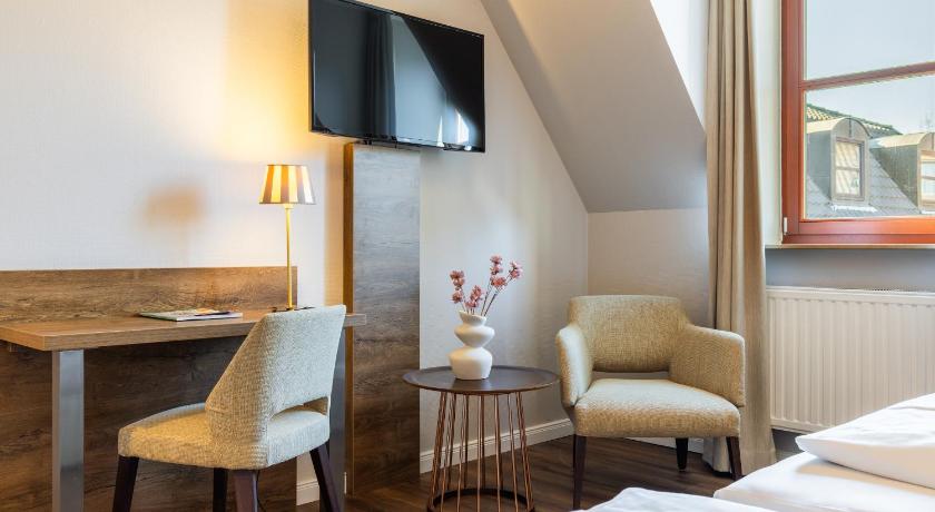 Image of Classic Room 9