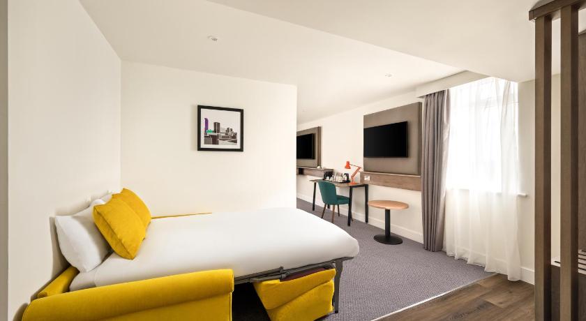 Image of 1 Double Bed Premium 0