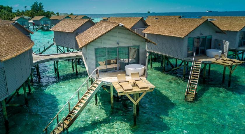 Image of Sunset Overwater Villa with Swirl Pool Twin 9