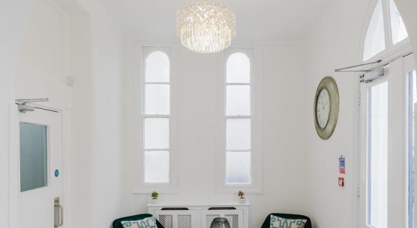 Whiteleys Hotel - image 4