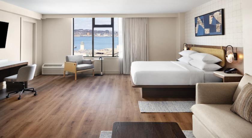 Image of Junior King Suite with Sofa Bed and Partial Harbor View 0