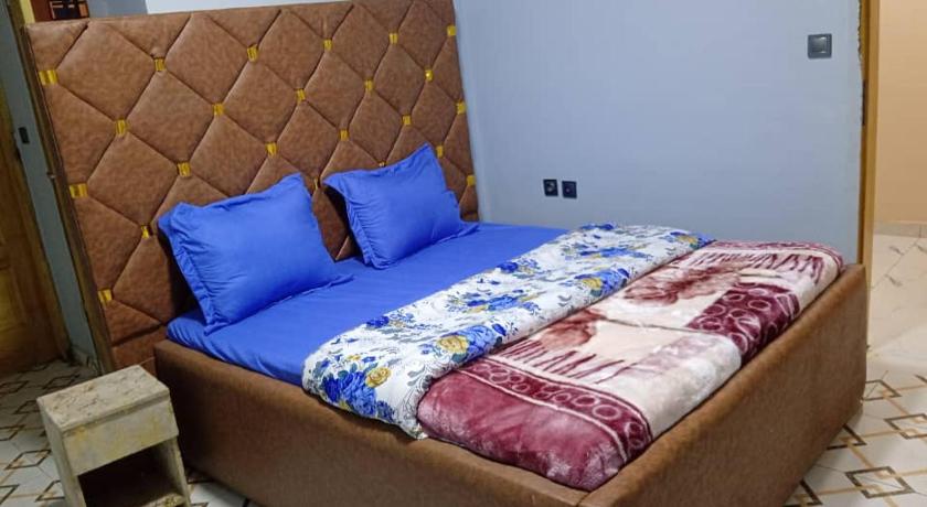 SKY BLUE guest house