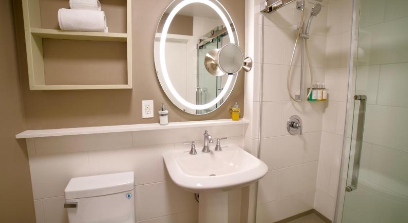 Image of King Room 10
