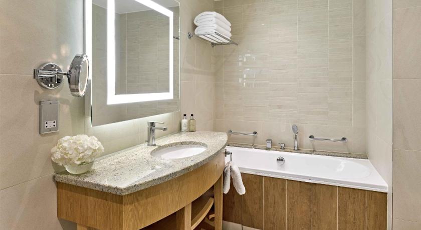 Image of Mayfair Suite 3