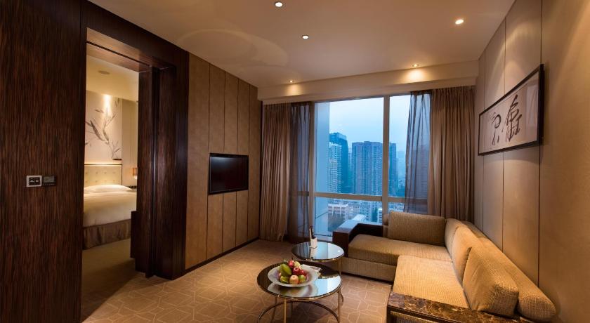 Image of King One Bedroom Suite with Lounge Access 5