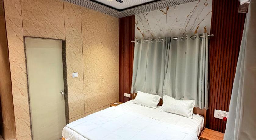 Saiprasad suite & stay - image 10