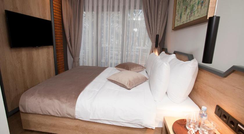 Solun's Riverside Rooms photo