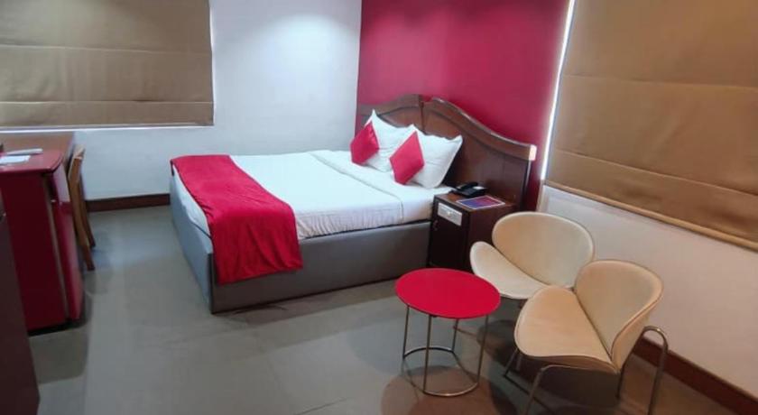 Comfort Deluxe Room