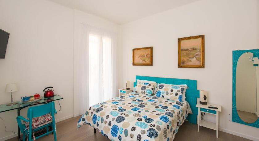 Image of Deluxe Double Room 0