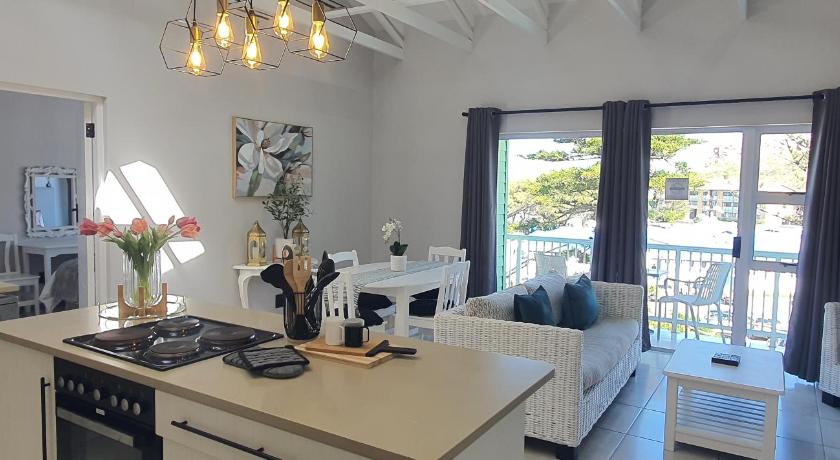 Point Village Hotel and Self Catering - image 8