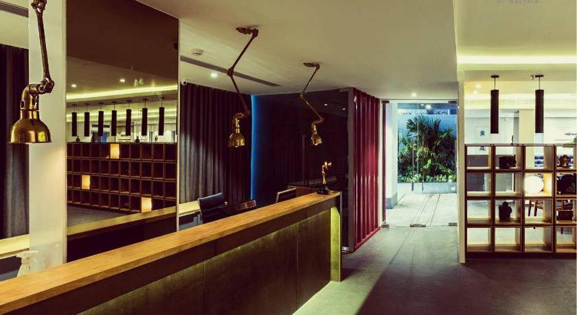 The Port Hotel - image 10