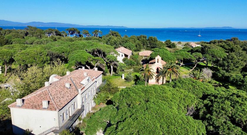 Le Hameau des Pesquiers Ecolodge, Curio Collection by Hilton