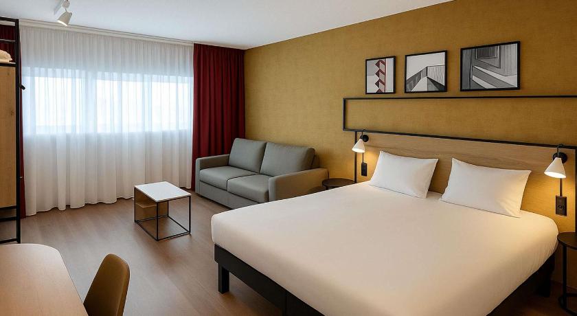 Image of Premium Room - 1 king-size bed 0