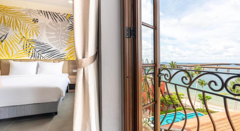 Phòng Deluxe hướng biển giường đôi (Deluxe Double Room with Sea View)tooltipPhòng Deluxe hướng biển giường đôi (Deluxe Double Room with Sea View)