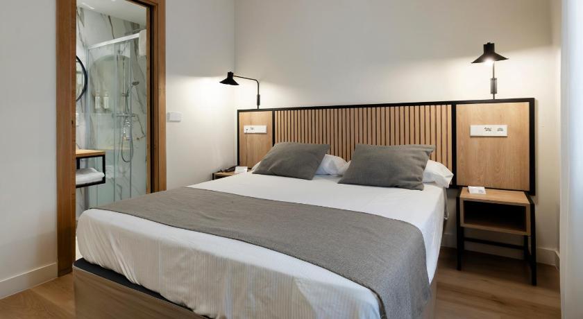 Image of Classic Triple Room 1