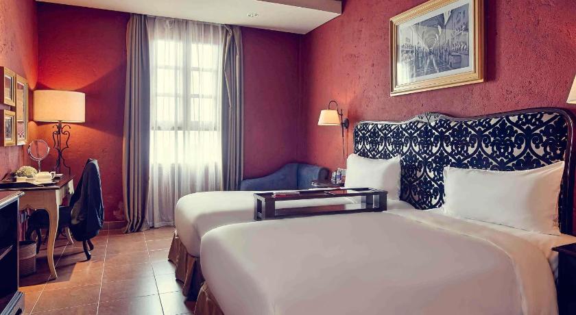 Image of Deluxe room with Twin Beds 5