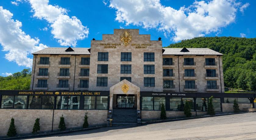 Multi Grand Resort