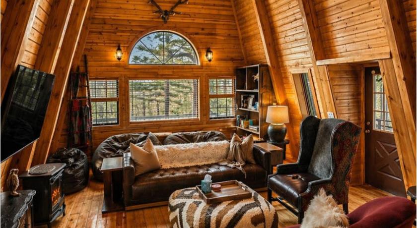 Sunset-View A-Frame Cabin Sleeps 12 Dog Friendly