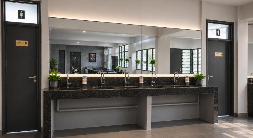 Makotel Hostel Ipoh - image 6